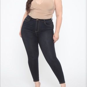 Fashion Nova Back To Me Skinny Midrise Jeans
